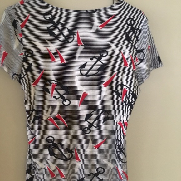 Top - Picture 3 of 3